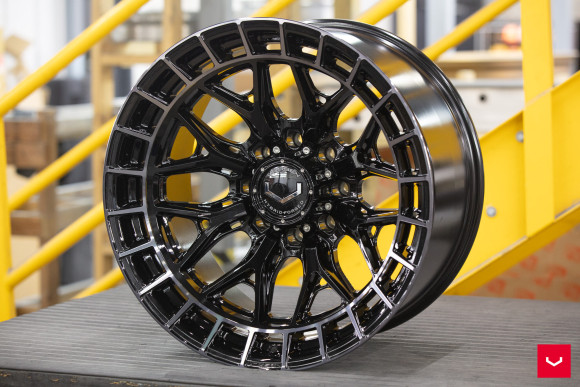 Диски Vossen HFX-1 22x10, Цвет: Tinted Gloss Black (8 болтов)